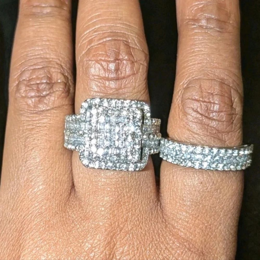 Shimmering Cluster Engagement /Wedding Set 5Ct Lab Created Diamond Unisex